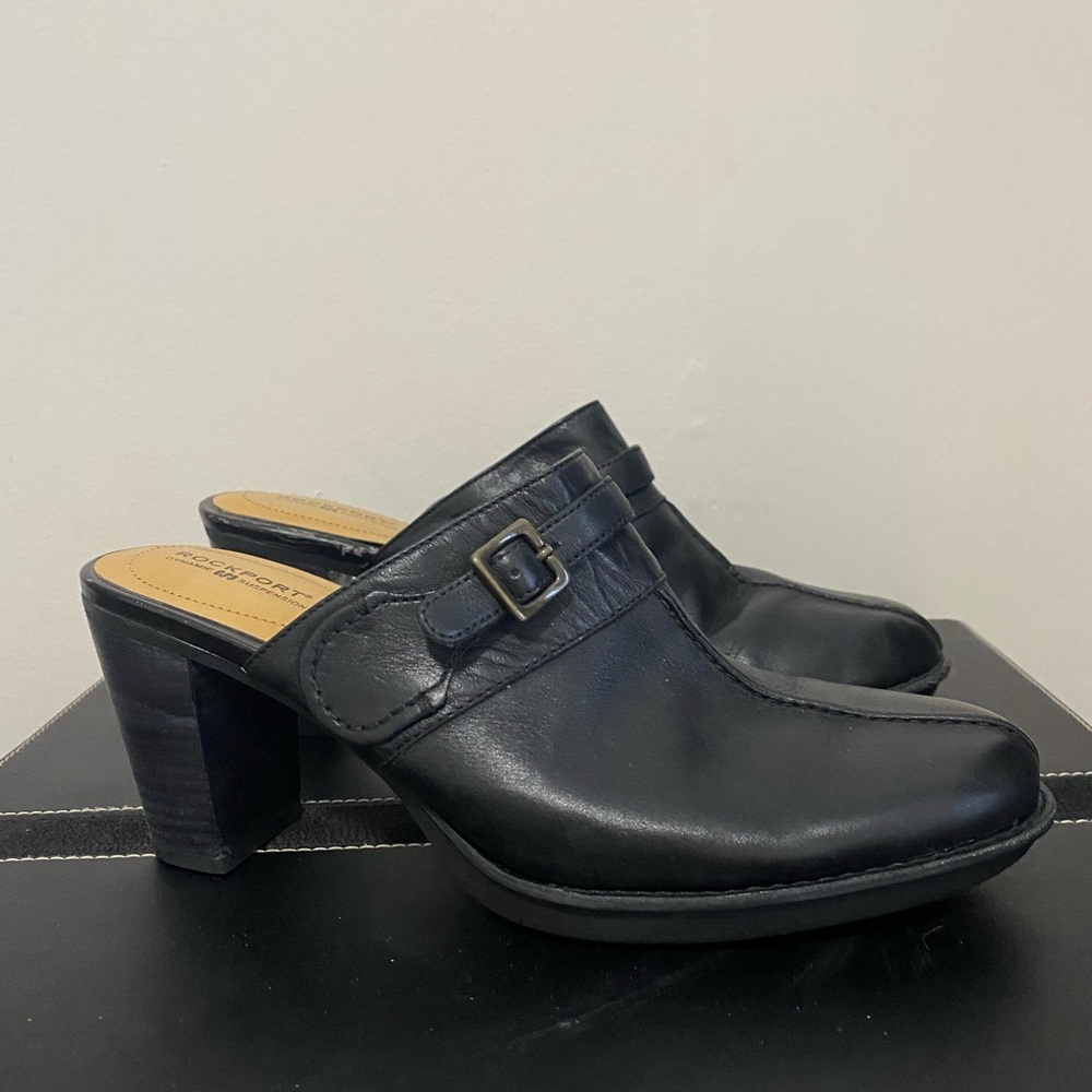 Women's Rockport Black Leather Mules 9